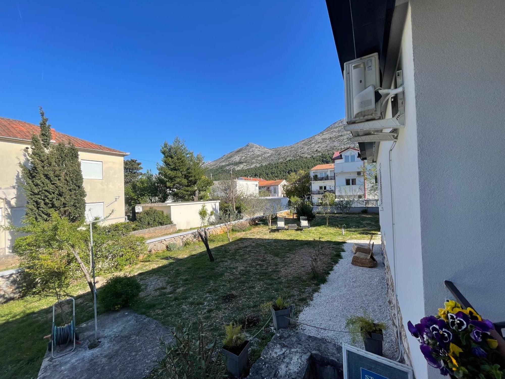 Holiday Home Lola - Large Outdoor Area Starigrad Paklenica Exteriör bild
